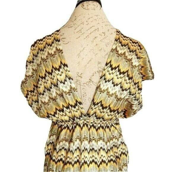 Charming Charlie Dress Size Large V Low Neckline and back Knee-length Pull Over - Picture 3 of 11